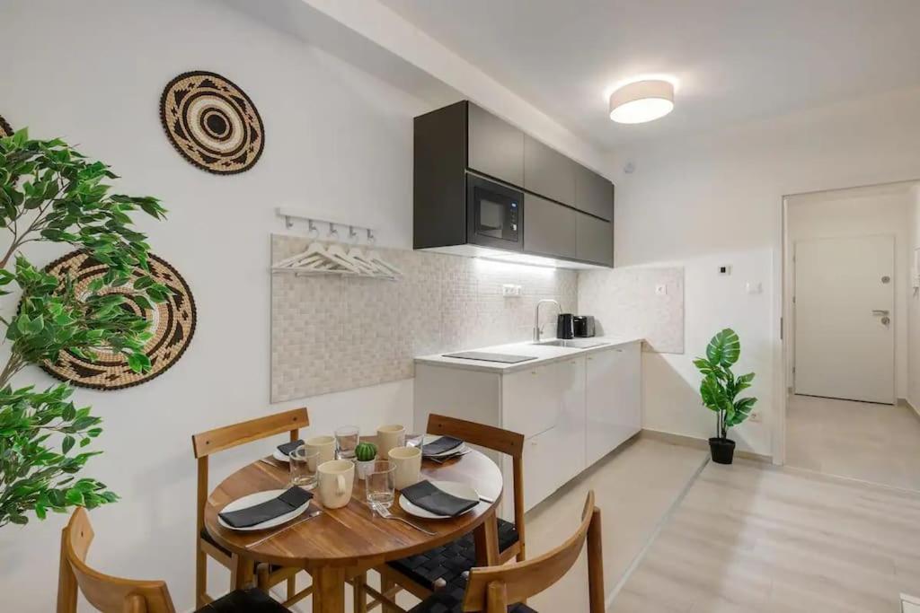 Terrace Vista-Modern 2Br Retreat Daire Budapeşte Dış mekan fotoğraf